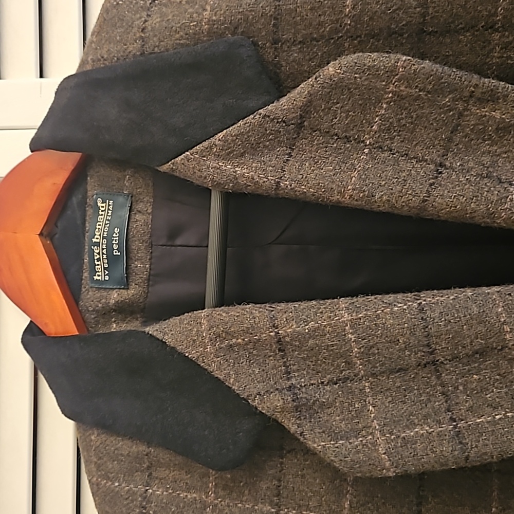 Harve Bernard wool blazer